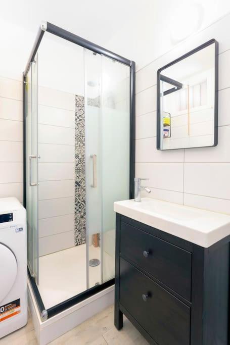 Chez Audrey - Agreable Appartement Duplex Climatise Et Convivial 勒格罗-迪鲁瓦 外观 照片